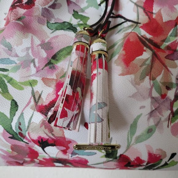 New Liz Claiborne Beautiful Spring Flower Hobo Shoulder Handbag - Picture 2 of 5
